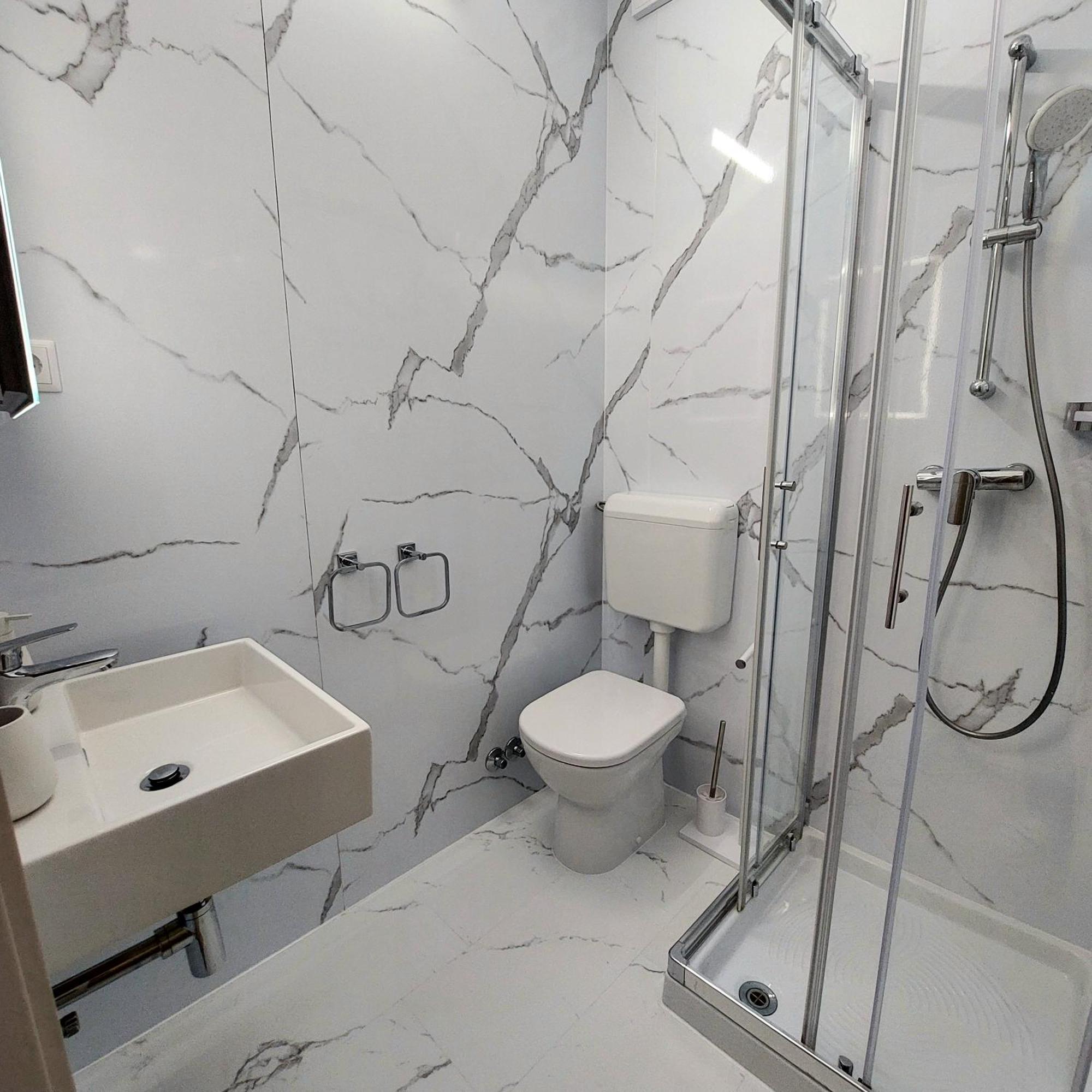 Apartaments Victoria 波雷奇 外观 照片